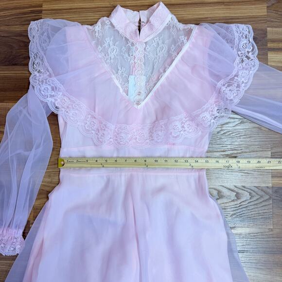 Victorian Pink Bridal Nightgown 70s Coquette Romantic Feminine Union SM MED - Picture 15 of 15